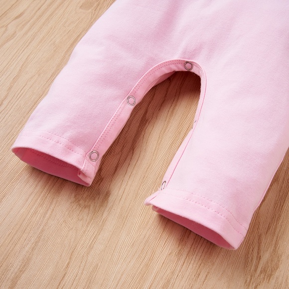 NWOT Baby Girl Princess Crown Graphic Jumpsuit. Size: 6-9 M Color: Pink - Picture 7 of 7